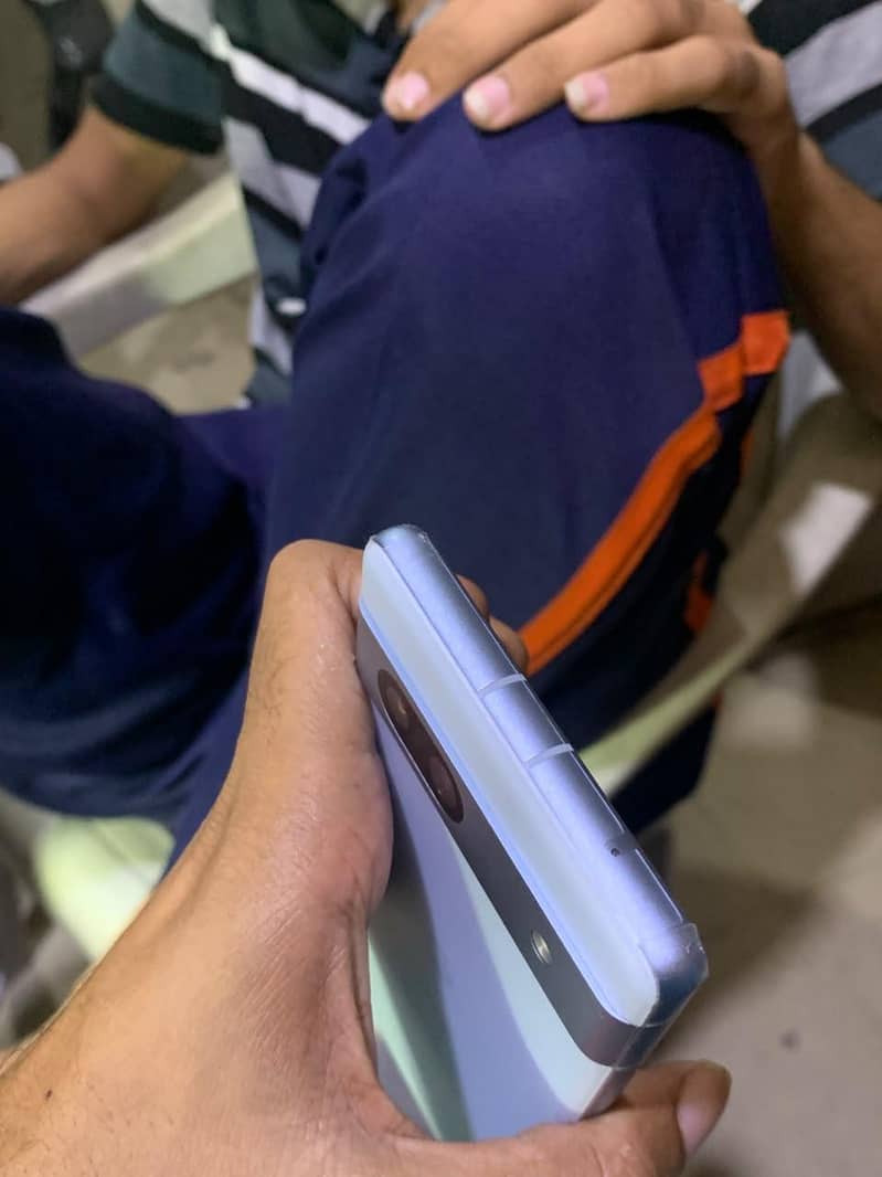 Google Pixel 7a 3