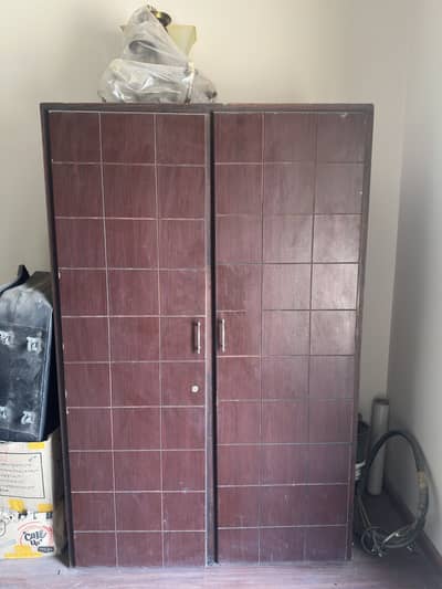 Cupboard chocolate theme