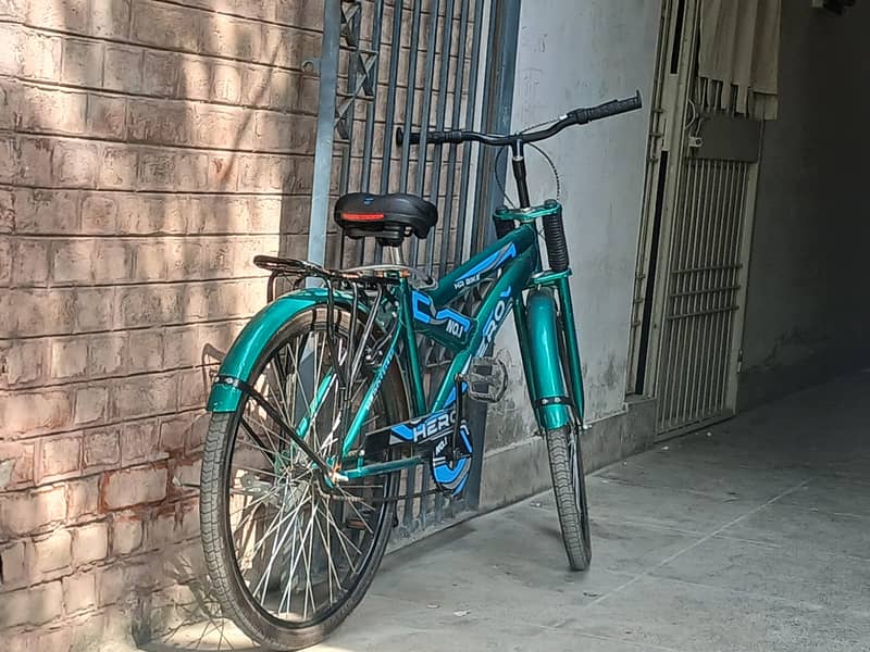 New mountain cycle 10/10 condition. 1