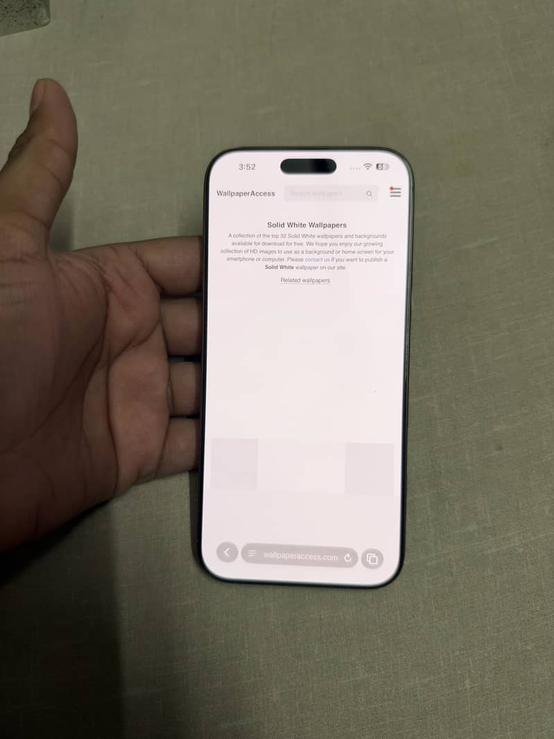 Apple iPhone 16 Pro Max 3