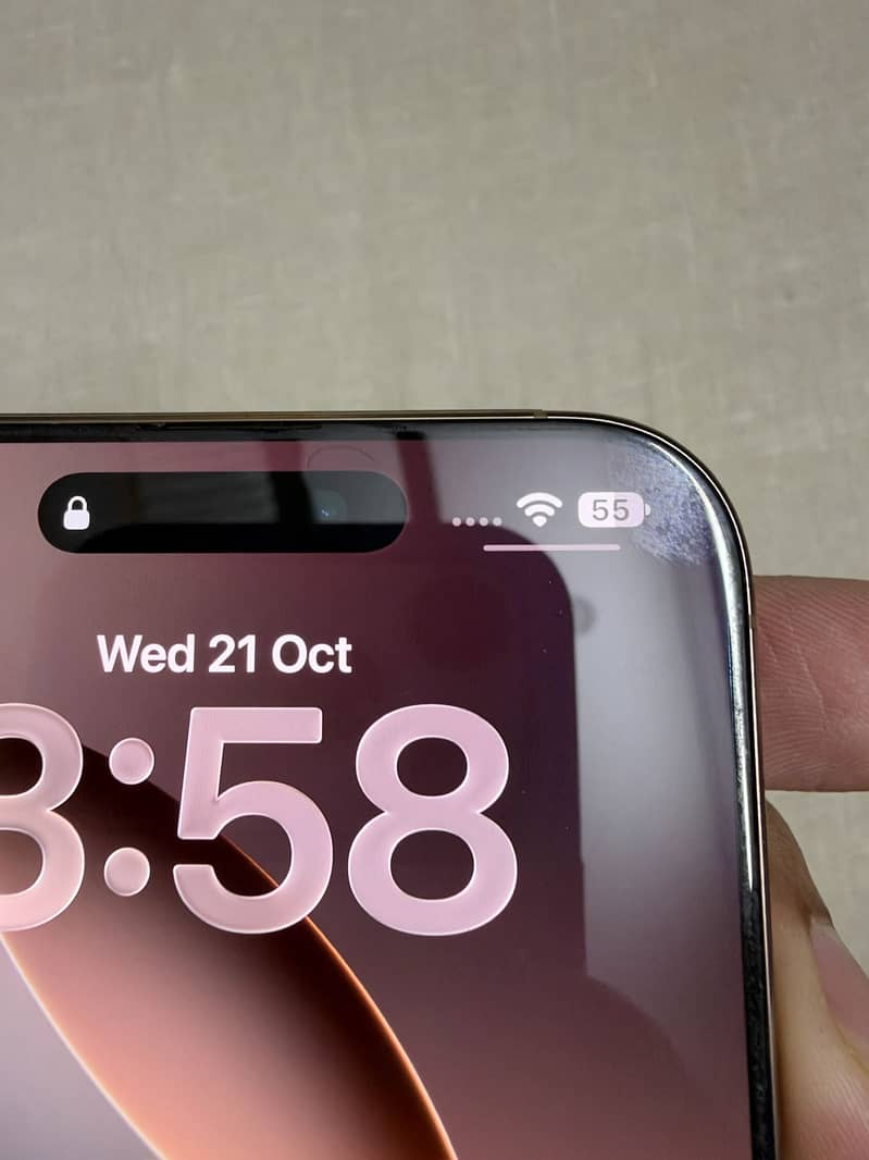 Apple iPhone 16 Pro Max 7