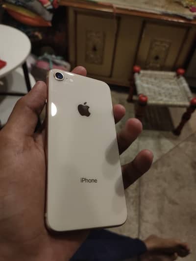 Apple iPhone 8