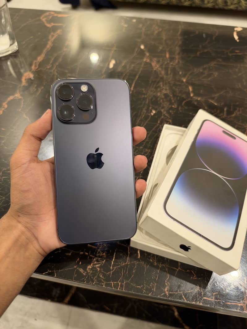 Apple iPhone 14 Pro Max 1
