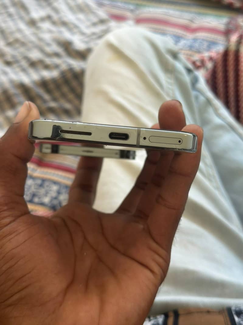 Google Pixel 9 Pro XL 4