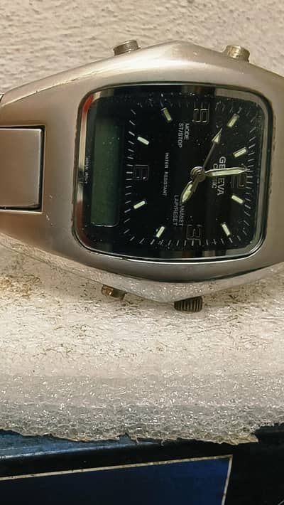 Geneva classic watch  03054787879 what app