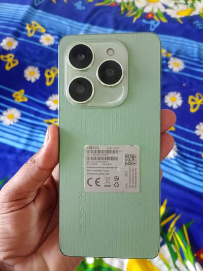 Tecno Spark 20 pro 8/256