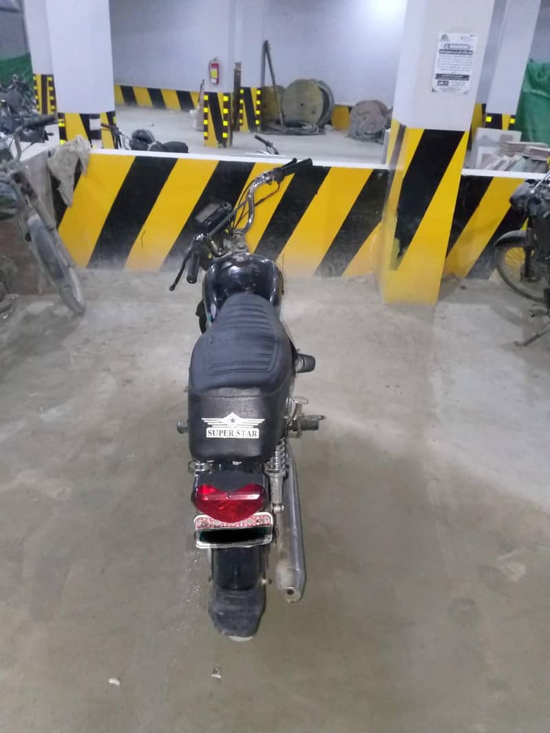 Unique cd70 2018 model first owner all documents clear 0