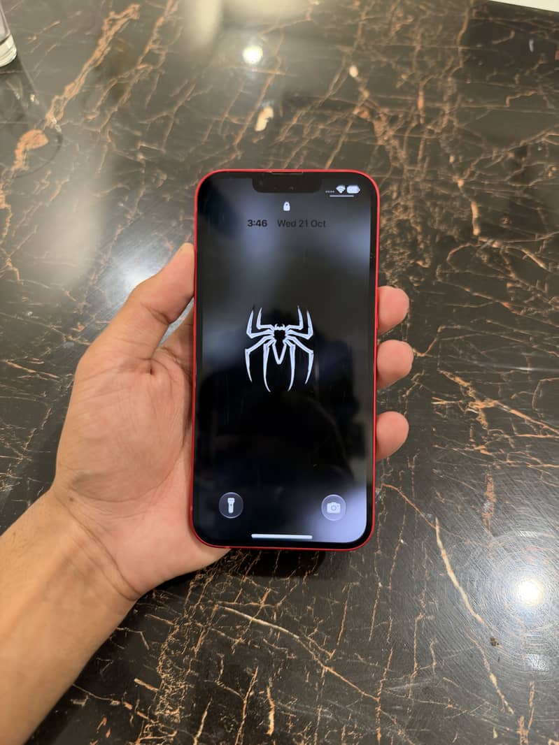 Apple iPhone 13 1