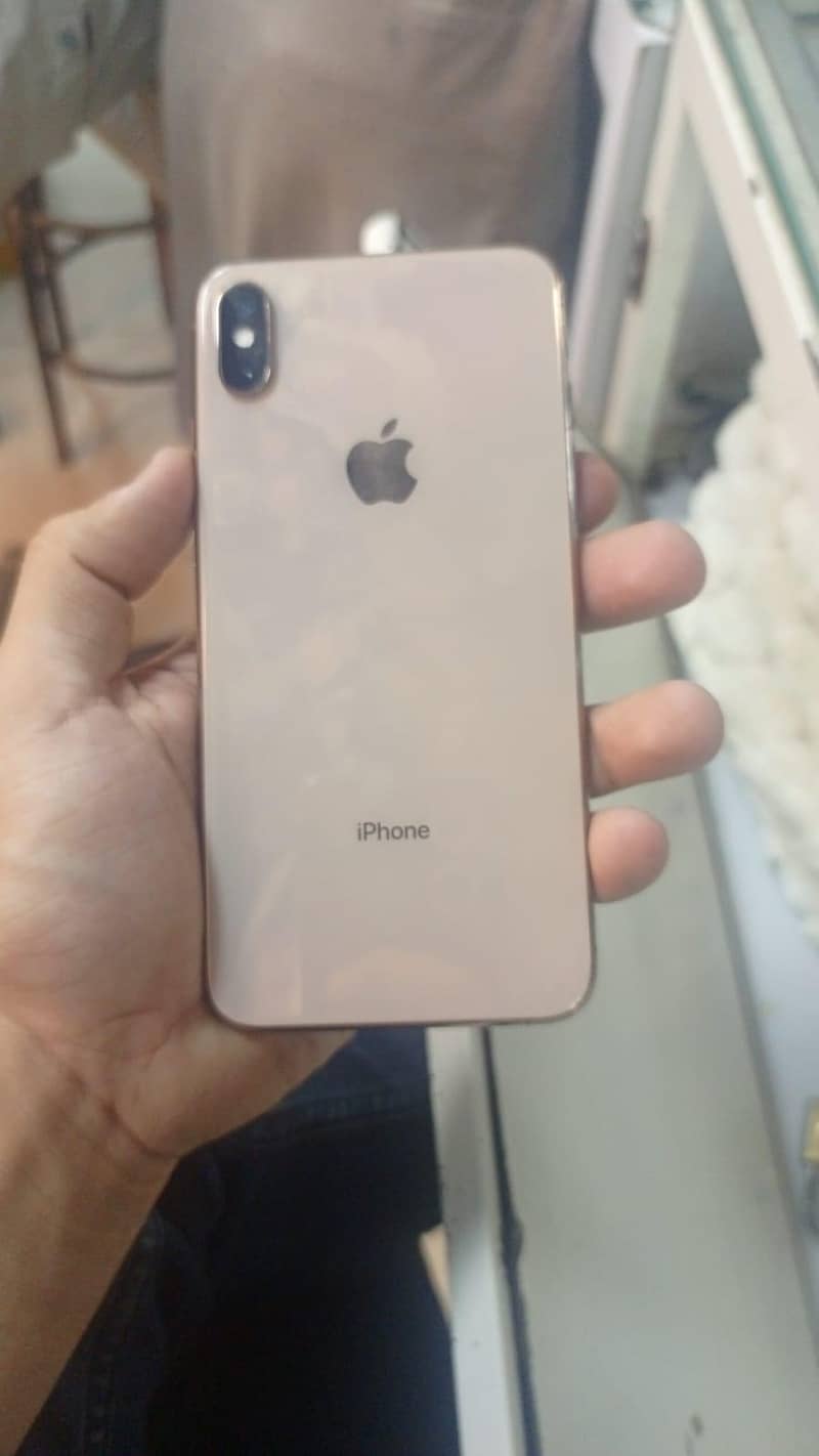 Apple iPhone XS Max 0