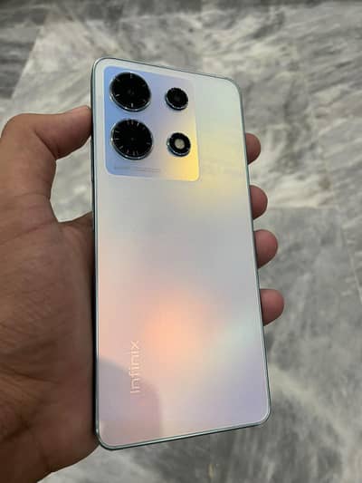 Infinix Note 30