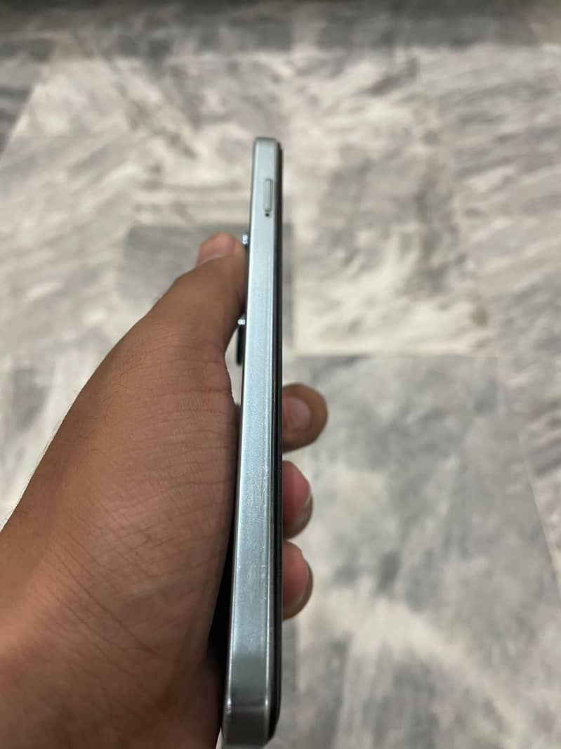 Infinix Note 30 4