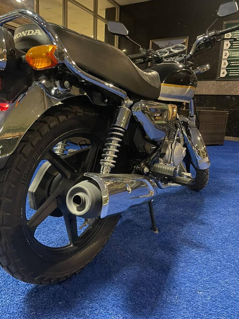 CG150 2025 Mint condition 2