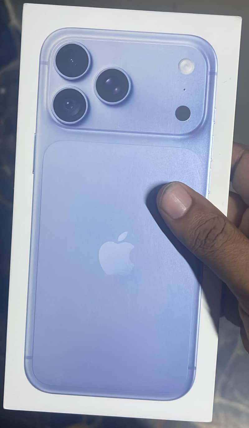 Apple iPhone 18 Pro Max 0