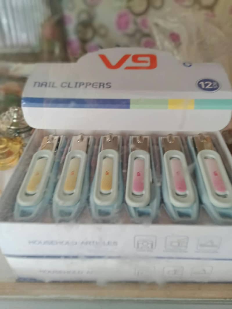 Nail clippers 0