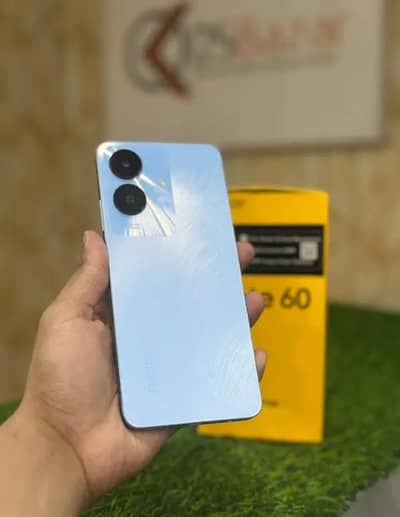 Realme Note 60