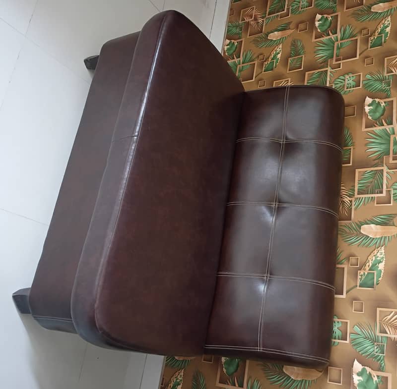 7 Seater Rexine Sofa 3