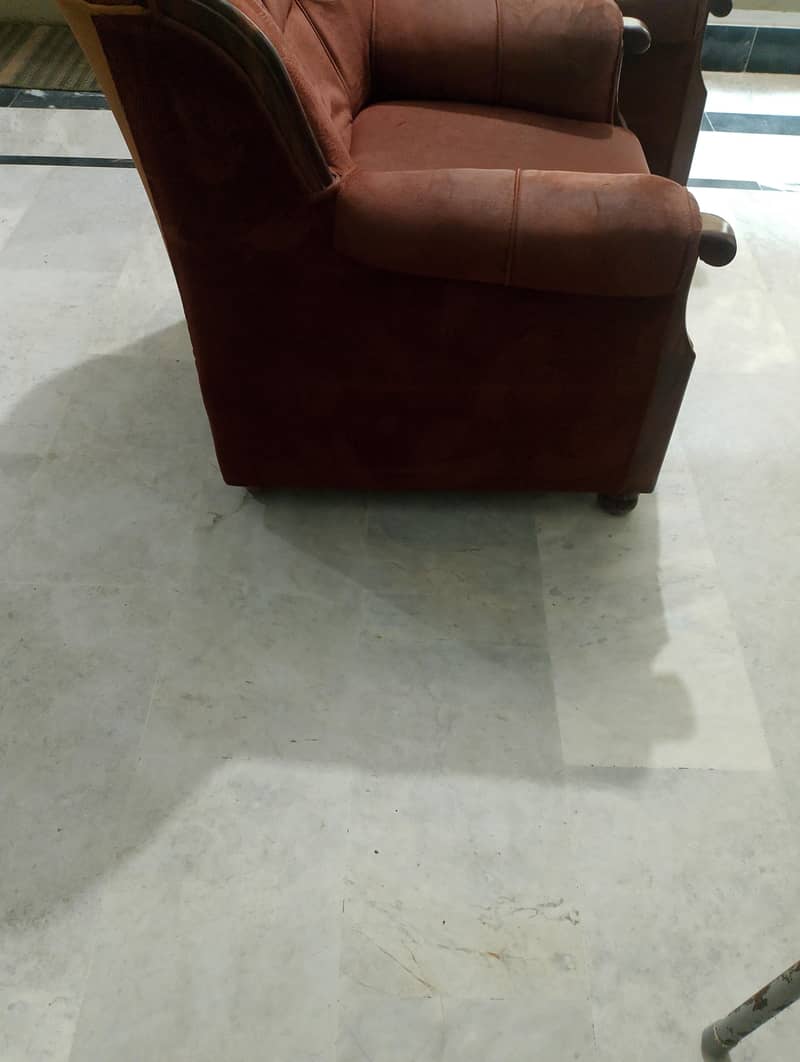 Shahi style sofa 5