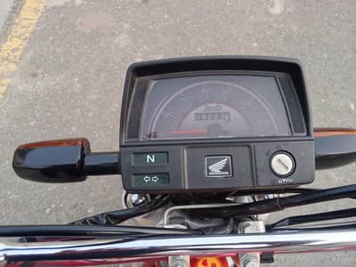 Honda 70 model 2025/2026