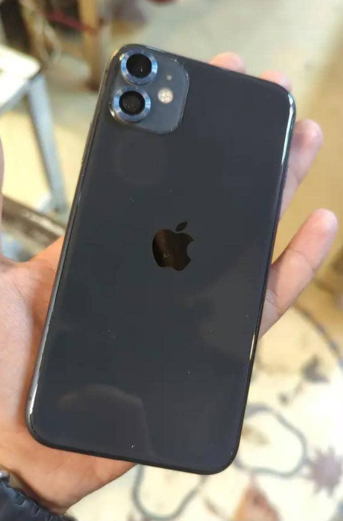 Apple iPhone 11 64GB 2