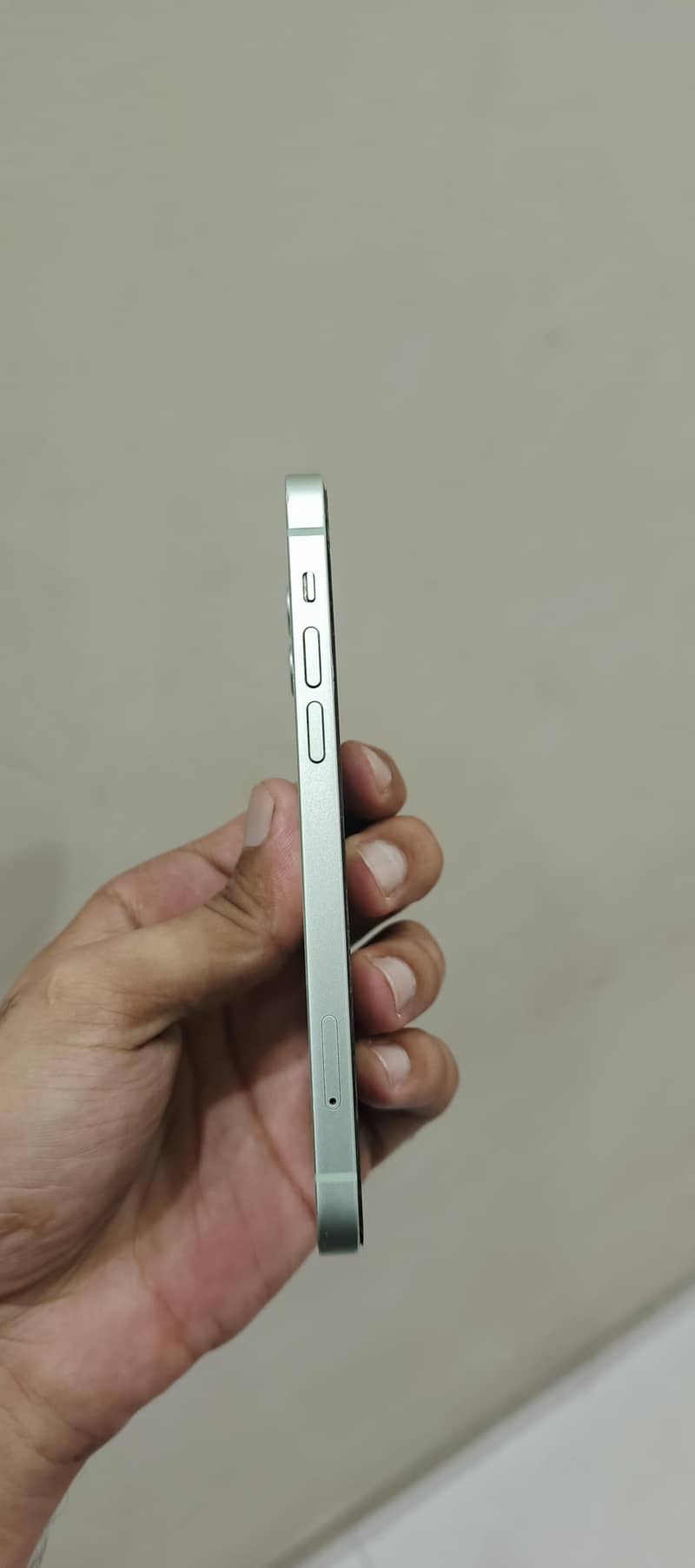 Apple iPhone 12 0