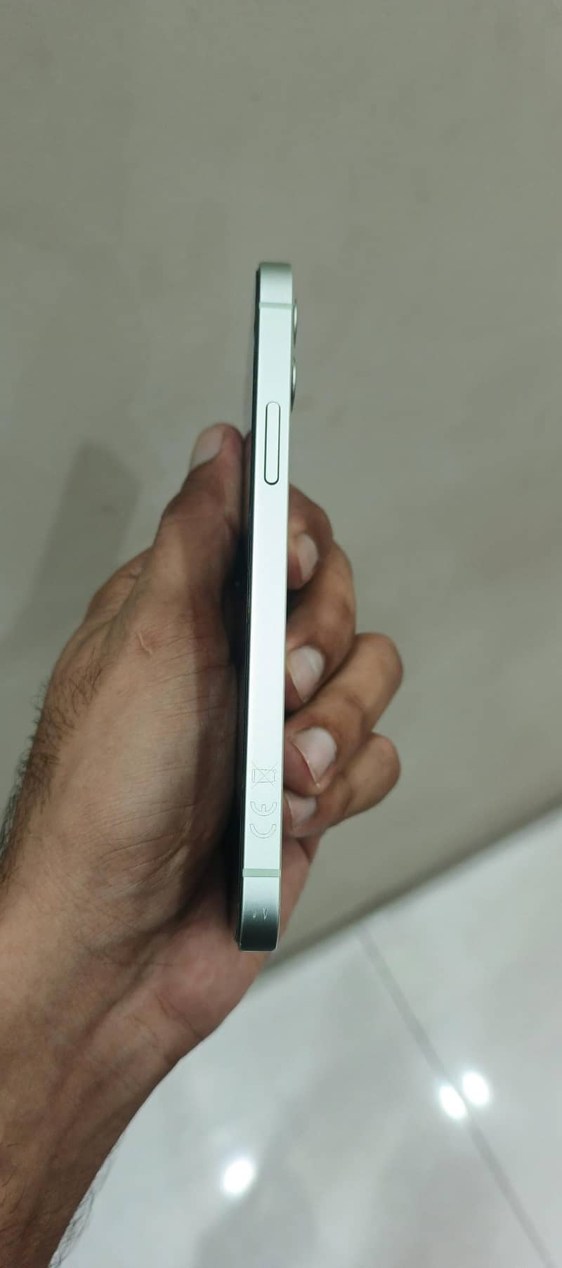 Apple iPhone 12 2