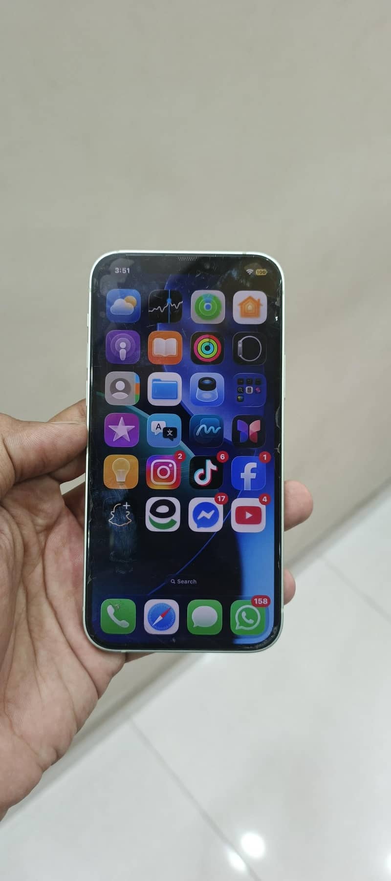 Apple iPhone 12 4