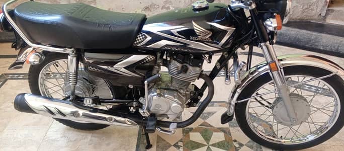 Honda CG 125 2025
