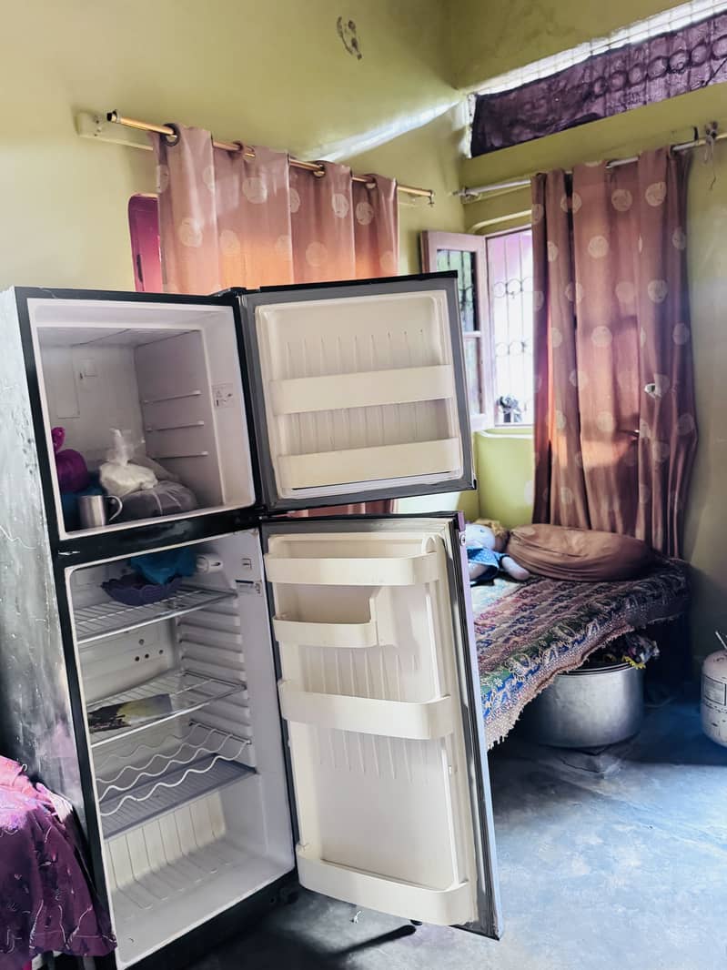 orient fridge 1