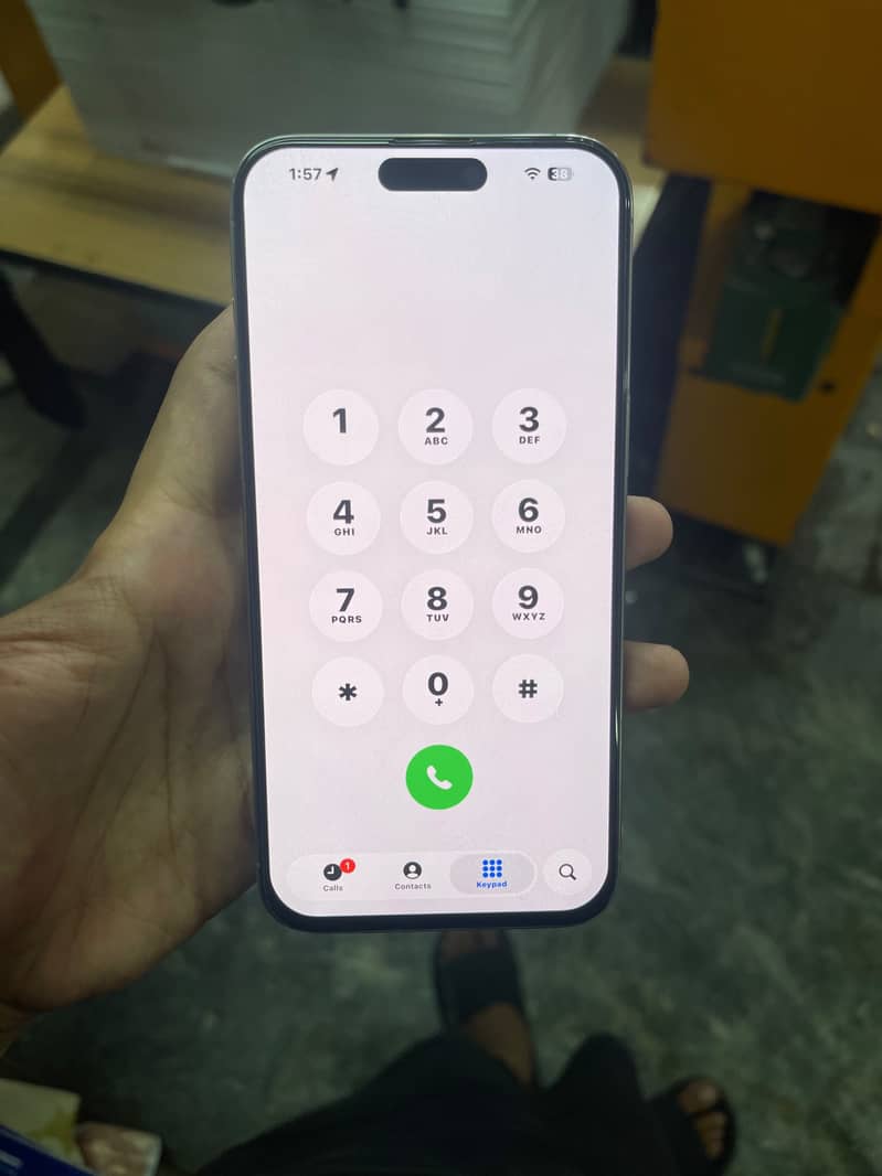 Apple iPhone 15 Pro Max 6