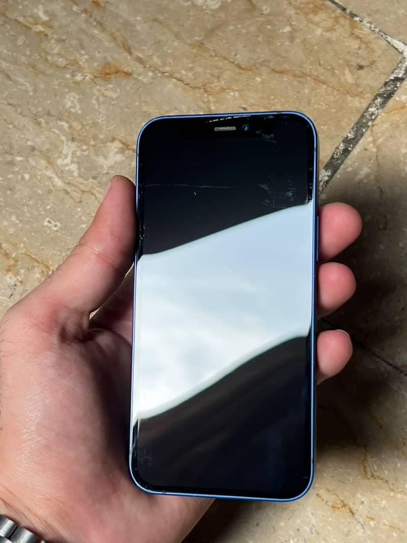 Apple iPhone 12 mini 4