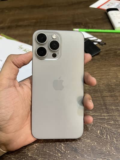 Apple iPhone 15 Pro Max