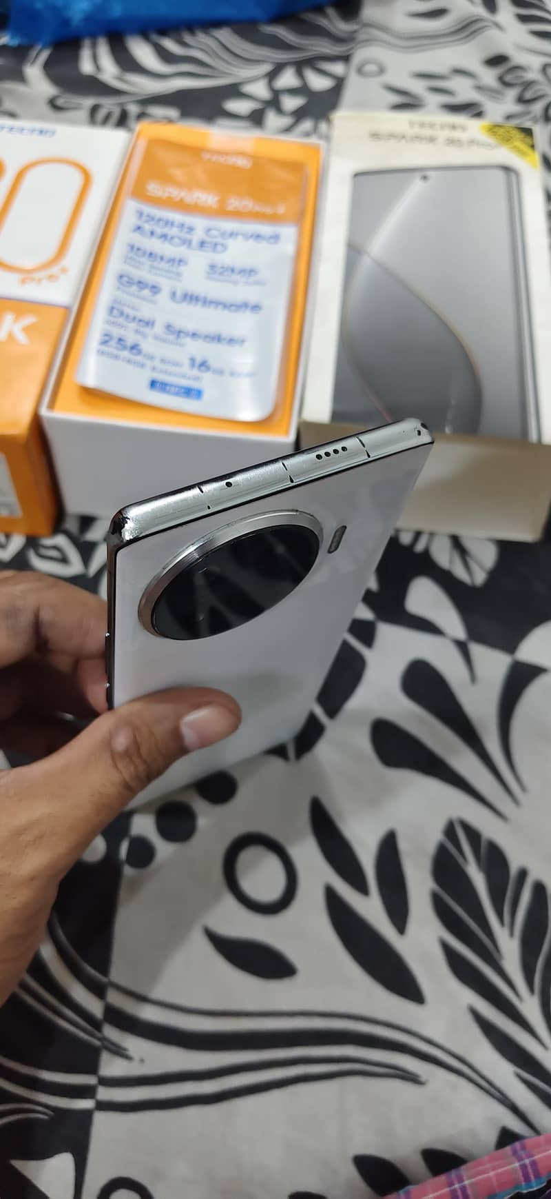 Tecno Spark 20 Pro Plus 3