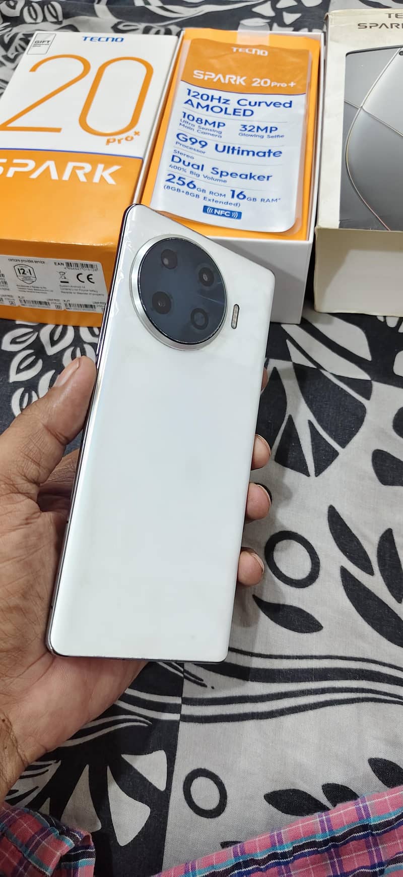 Tecno Spark 20 Pro Plus 4