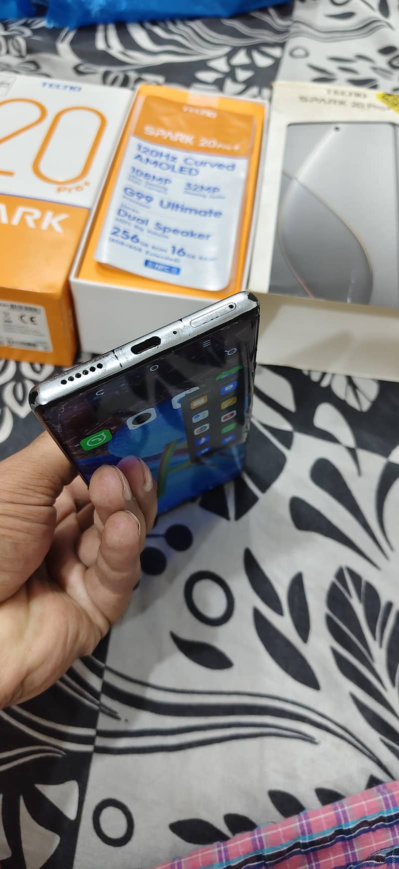 Tecno Spark 20 Pro Plus 8