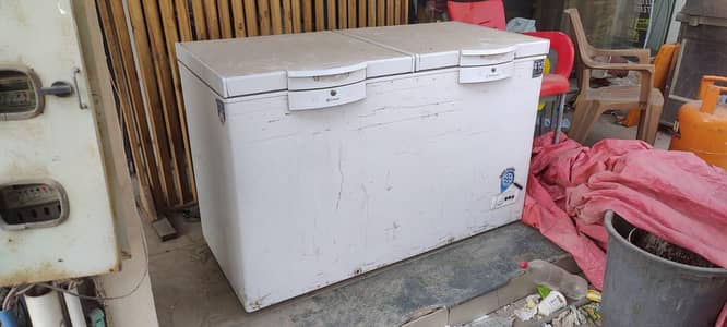 D Freezer Dawlance Convertible