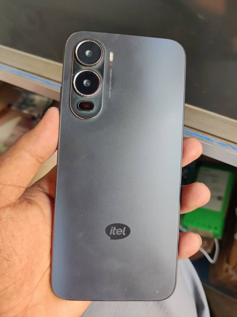 Itel 4/128 0