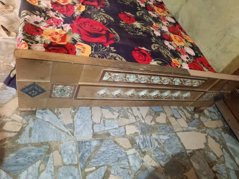bed lori 1