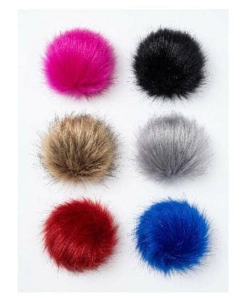 Premium Faux Fur Pom Poms for Beanies & Crafts (6-Pack) – 12cm Fluffy Detachable Pom Pom Balls for Knitting, Crochet Hats, and Keychains d r6060