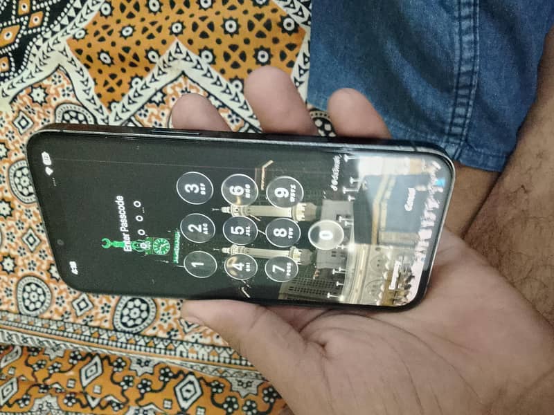 Apple iPhone 13 Pro 1