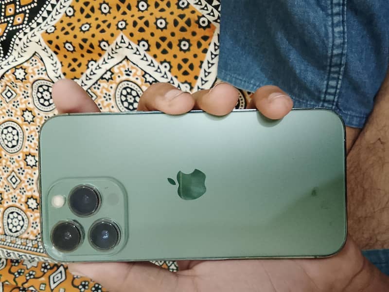 Apple iPhone 13 Pro 10
