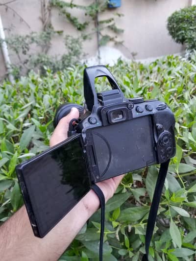 Nikon D3500 DSLR Camera with Tamron 18-270mm Zoom Lens ‎