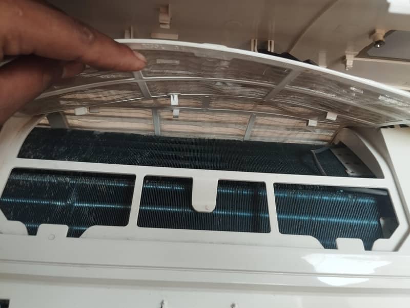 Air conditioner 7