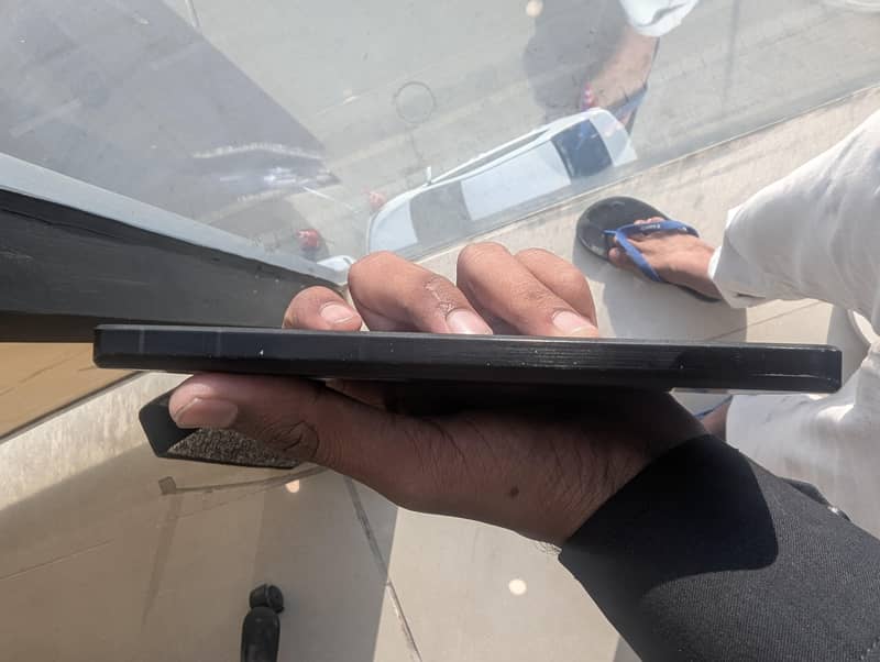 Sharp Aquos Sense7 5