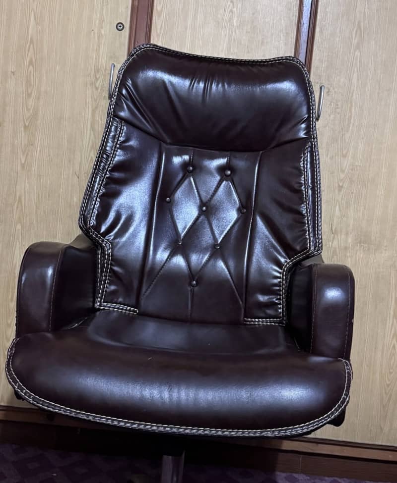 Comfortable chair 0