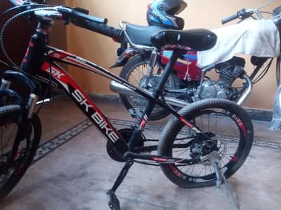 GOOD CONDITION BYCYCLE 10 ON 10 CONDITION BEST FOR KIDS 9-12