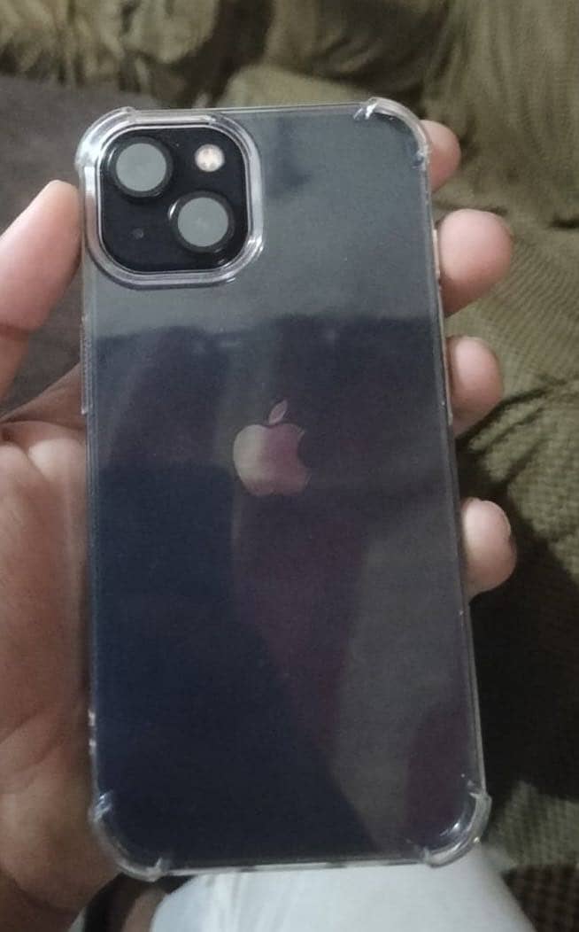 Apple iPhone 13 0