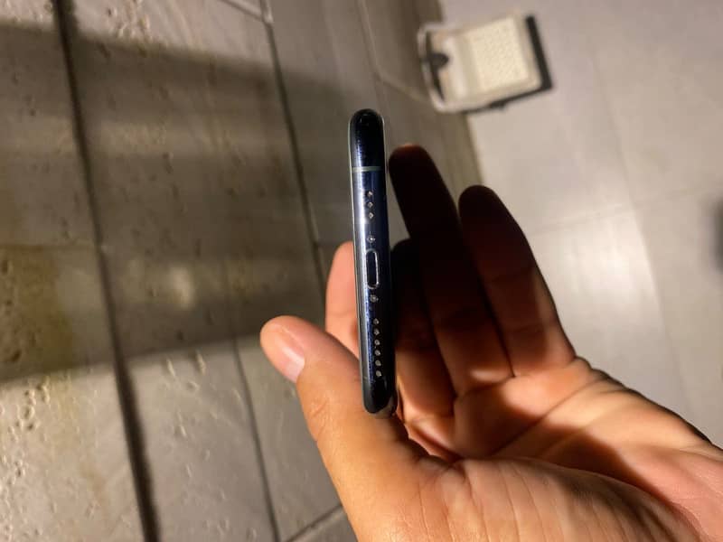 Apple iPhone 11 Pro 5
