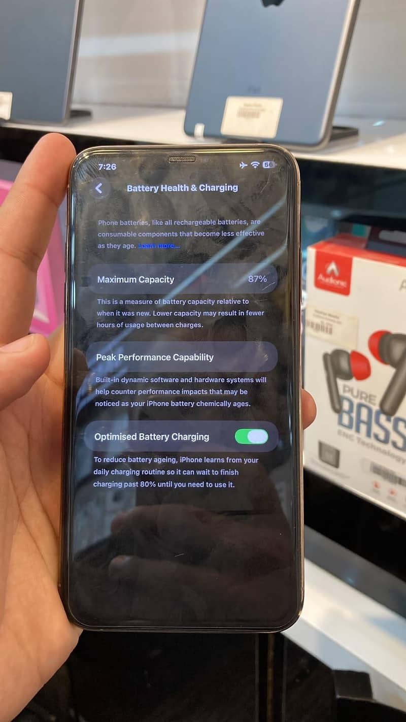 Apple iPhone 11 Pro Max 3