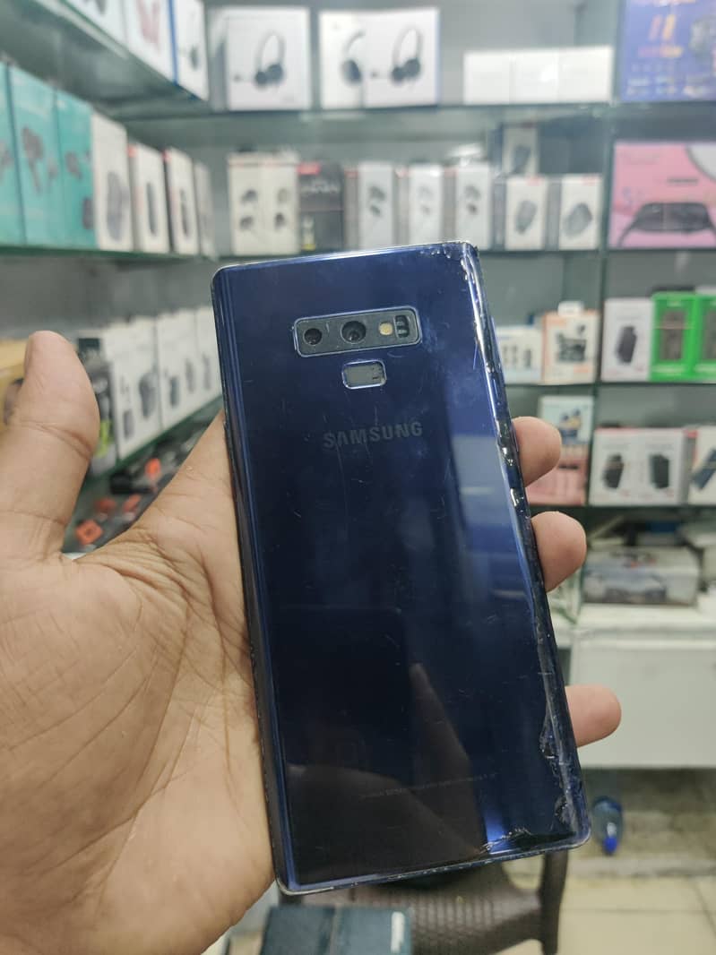 Samsung Mobile Note 9 3