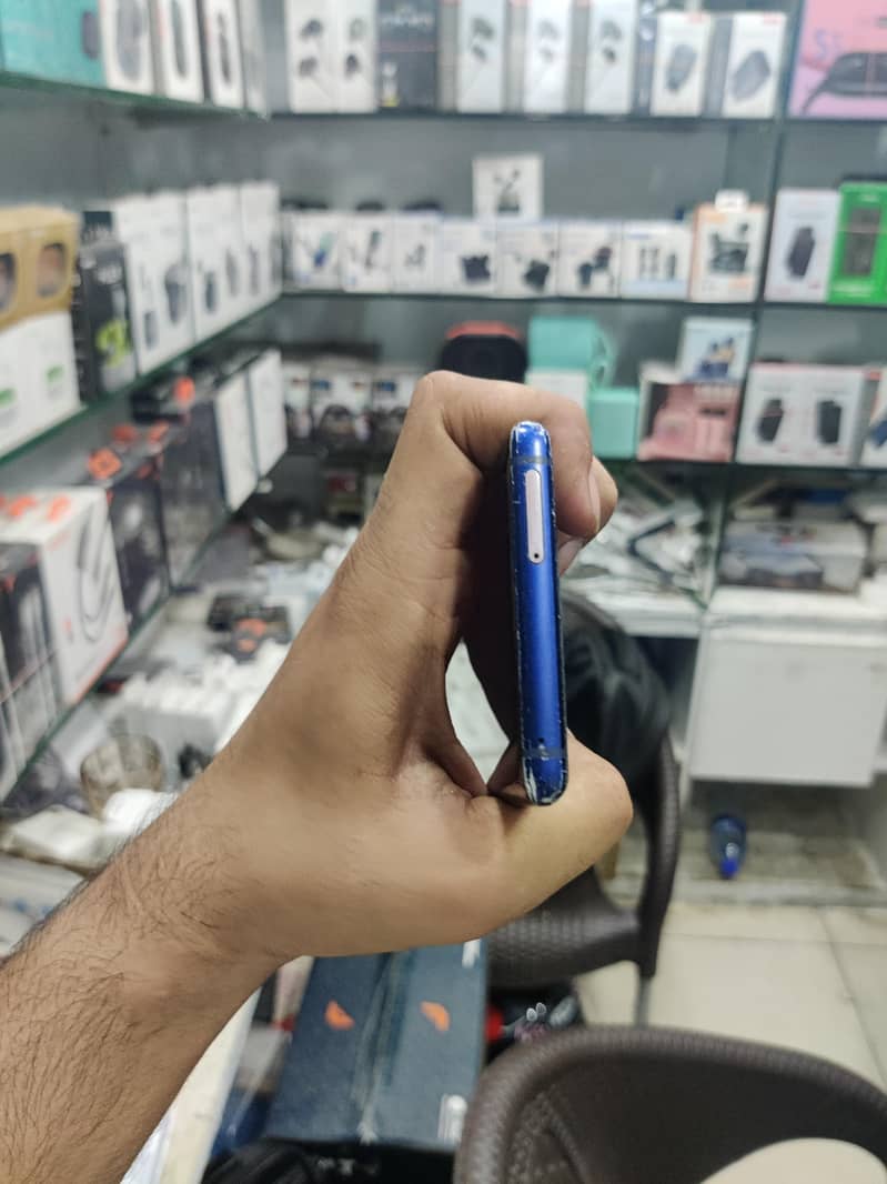 Samsung Mobile Note 9 4
